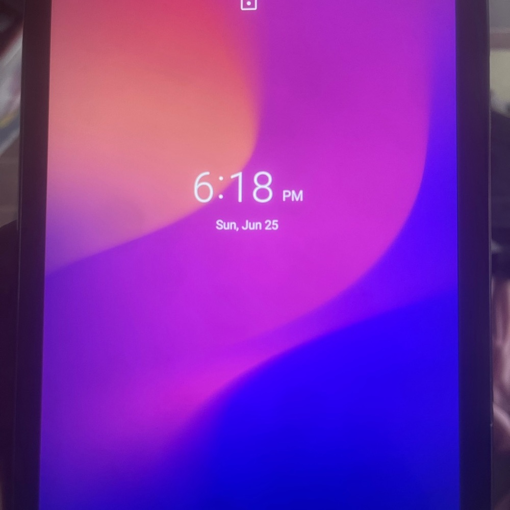 Kids tablet and beats all included (pickup only)